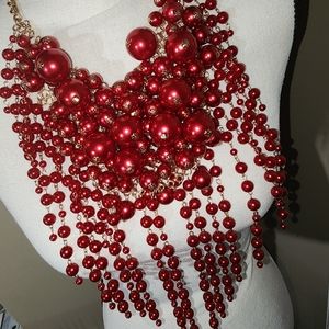 Red Necklace with earrings
